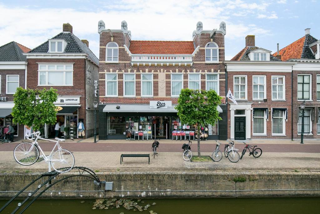 Snoozz hotel - Bolsward
